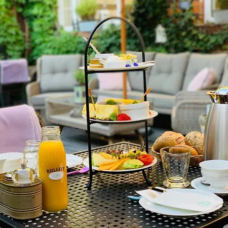 Zum Weissen Haus Guest house Schwerin (Mecklenburg-Vorpommern)