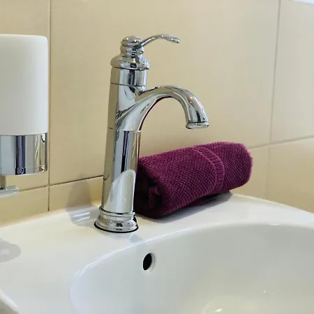 Zum Weissen Haus Pensión 3*