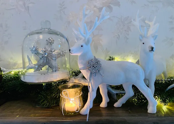 Zum Weissen Haus בית הארחה שוורין