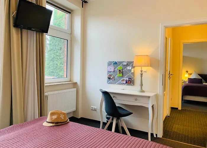 Zum Weissen Haus שוורין